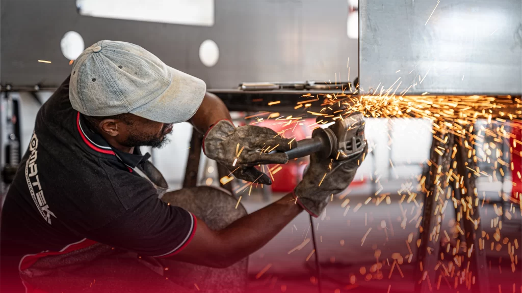 Carpenteria metallica industriale - fresatura in officina