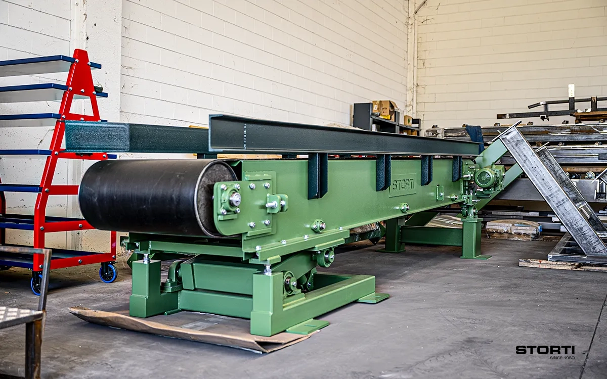 Carpenteria metallica per trasportatori industriali